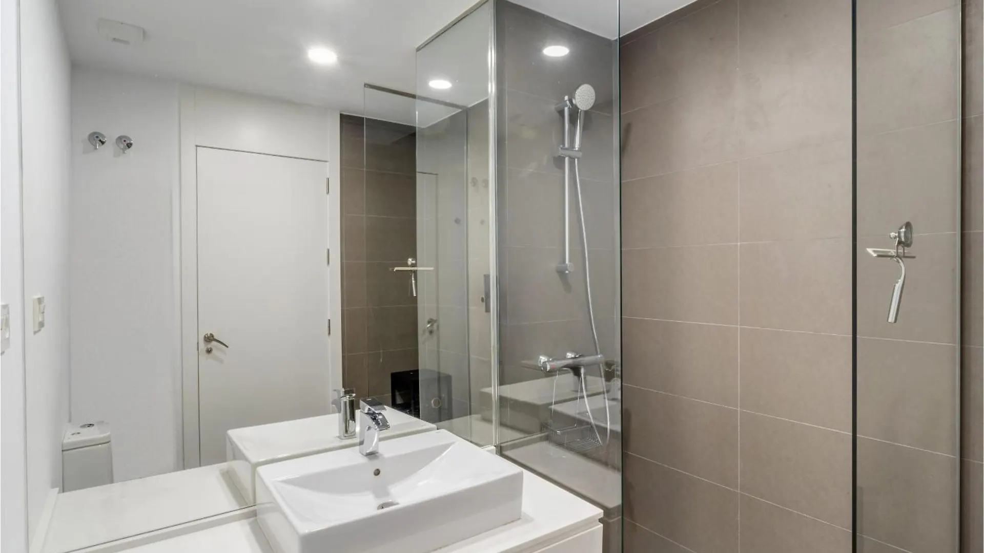 Oceana Views - 2 Bedroom Apartment Estepona 0*,
